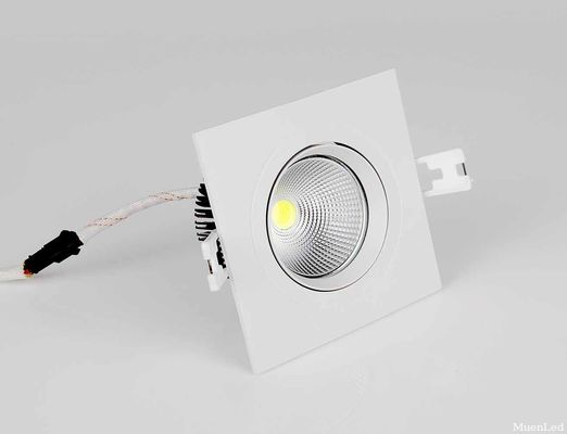 L'éclairage de l'appareil doit être éclairé