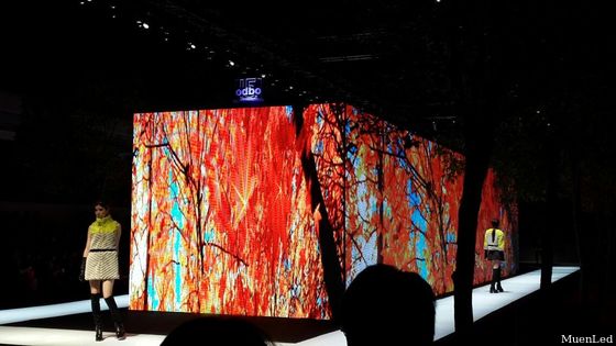 Écran LED plein couleur P10 pour location extérieure 640 mm x 640 mm x 105 mm