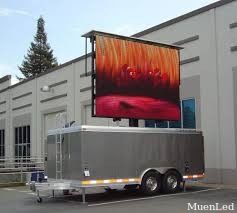 Écran LED double face pour remorque MUENLED-T5 / Panneau d'affichage LED extérieur