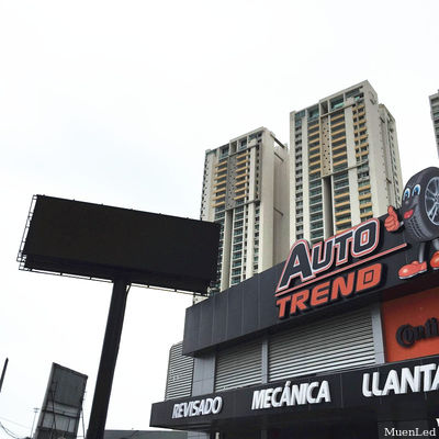 Projet d'écran LED P16 au Panama 12,288m x 4,096m de chaque côté x 2 faces pour information